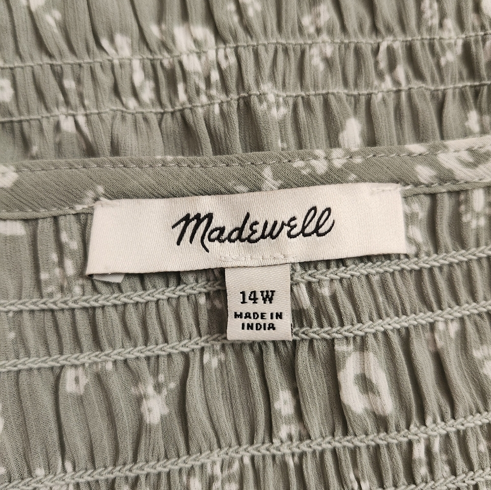 Madewell Lucie V-neck Smocked Top In Frosted Willow - Picture 2 of 6